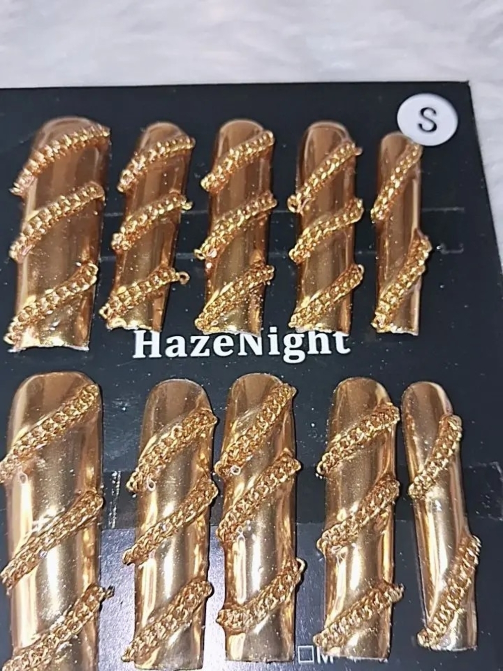 Women Gold Metallic Chain Accent Nail Covers - 10 Pack